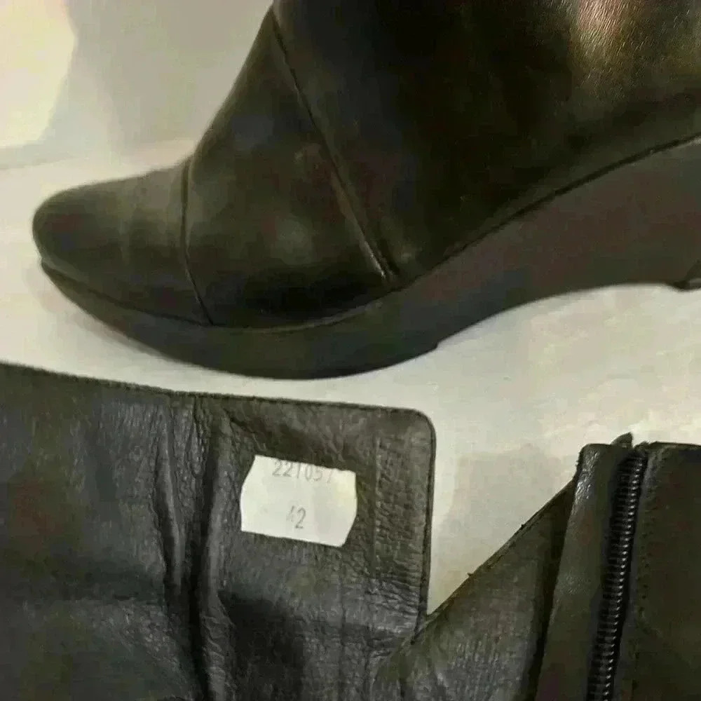 Brand new Noat Leather Wedge Heel Boots NWOT - Picture 6 of 10
